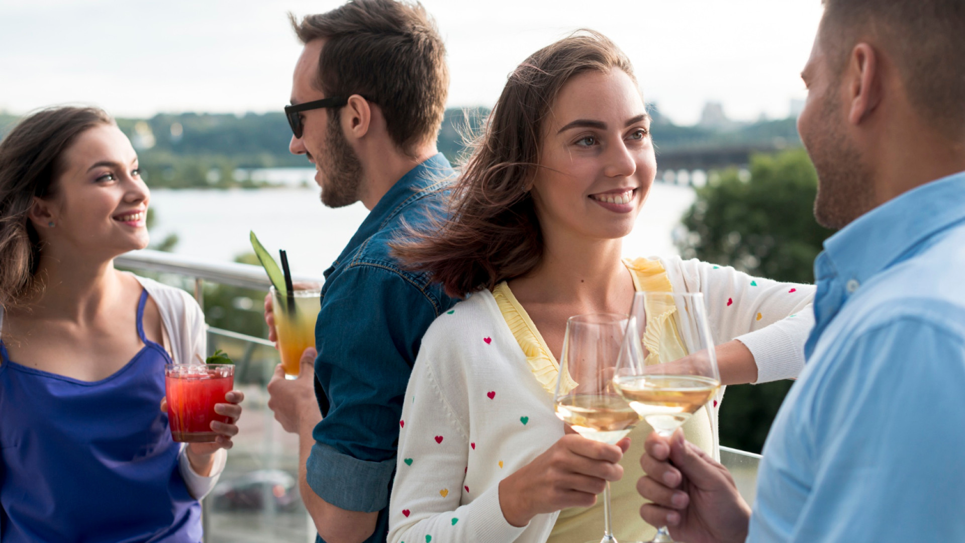 Organiser un afterwork réussi : astuces pour renforcer les liens d'équipe dans un cadre estival